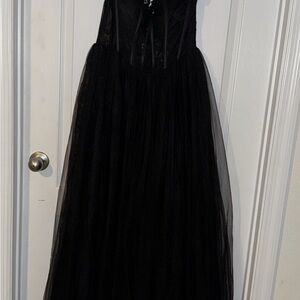 Elegant Black Lace Prom Dress